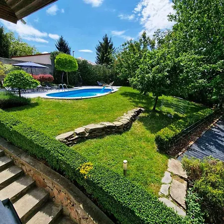 Apartment Riverside Pool