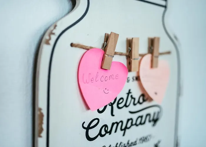 Riverside Pool 公寓